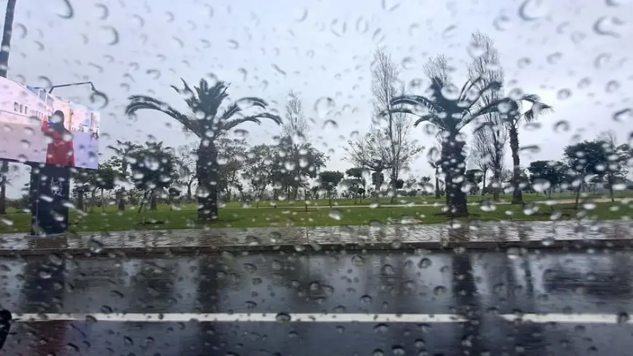 توقعات مديرية الأرصاد الجوية بشأن استمرار تساقط الأمطار بمناطق عدة في المملكة المغربية